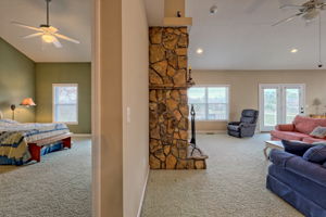  Photo 44