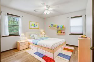 032_DSC00919 virtually staged.jpeg