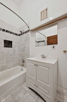 1160 N La Salle Dr - Unit 2_011