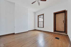 1160 N La Salle Dr - Unit 2_012