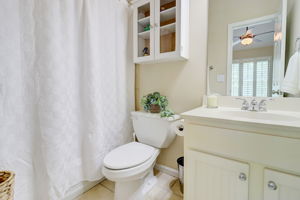  Photo 43