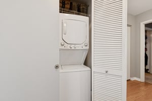 S Michigan Ave 1504-S1803-018.jpg