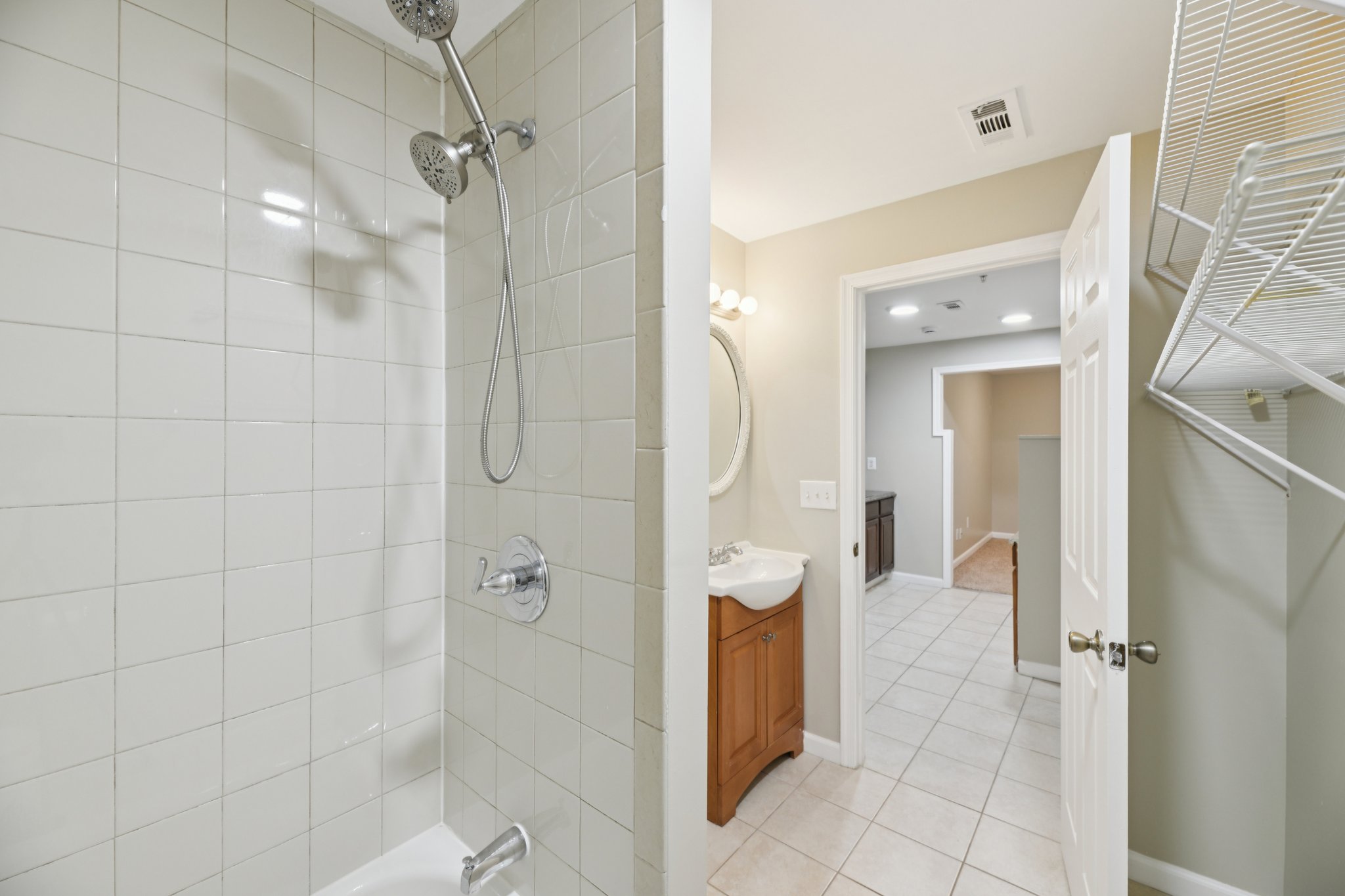 Brigit Ct-S1704-085.jpg