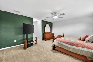  Photo 49