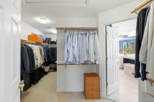 Dual Entry Walk-in Closet