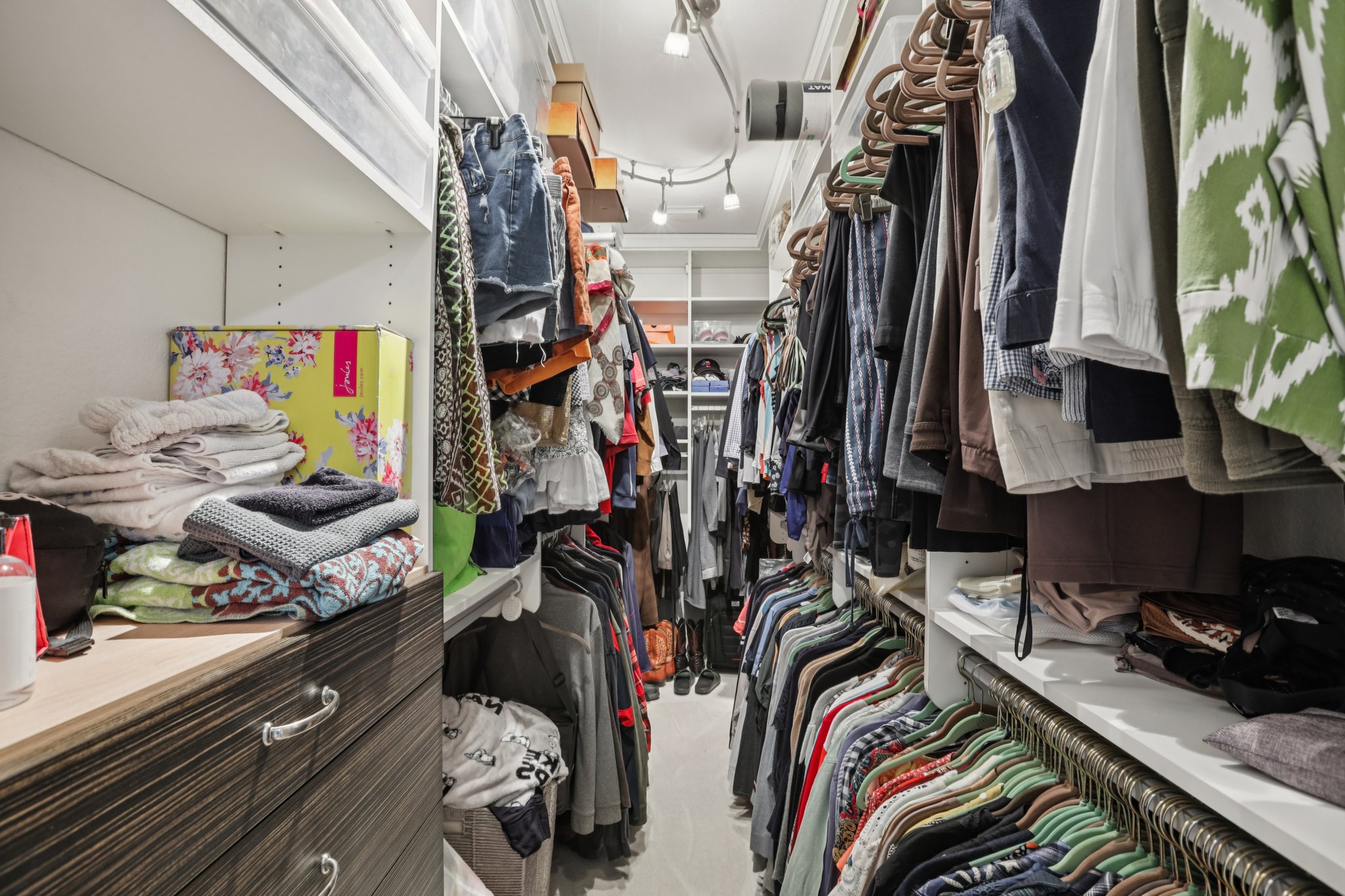 Larch Valley Dr-S2702-036.jpg