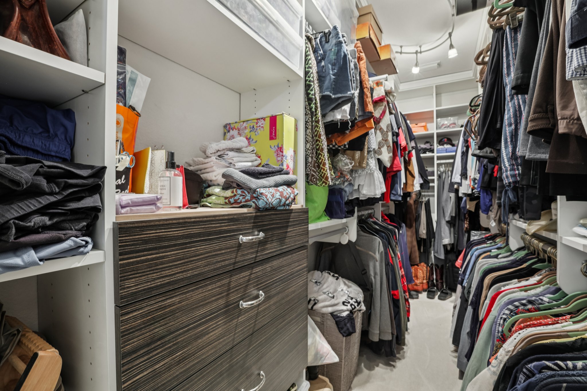 Larch Valley Dr-S2702-037.jpg