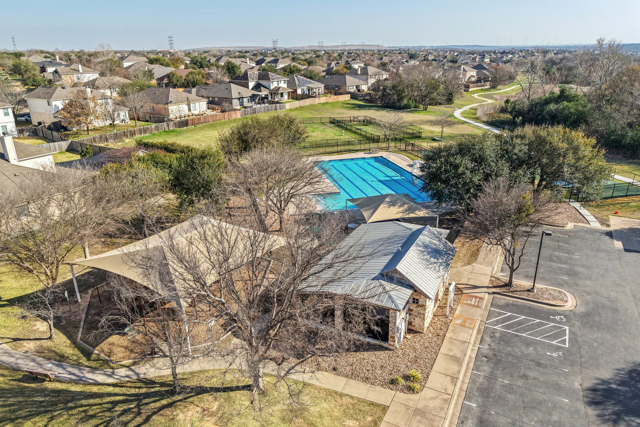 Larch Valley Dr-2702-903.jpg