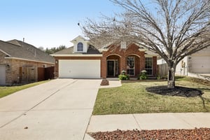 Larch Valley Dr-S2702-001.jpg