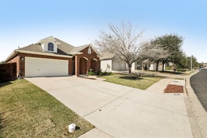 Larch Valley Dr-S2702-004.jpg