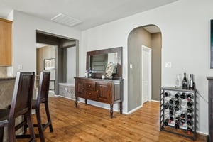 Larch Valley Dr-S2702-016.jpg