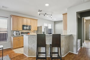 Larch Valley Dr-S2702-018.jpg