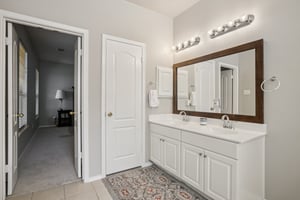 Larch Valley Dr-S2702-040.jpg