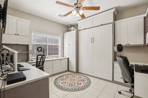 Larch Valley Dr-S2702-041.jpg