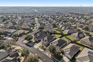 Larch Valley Dr-S2702-063.jpg