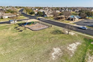 Larch Valley Dr-2702-902.jpg