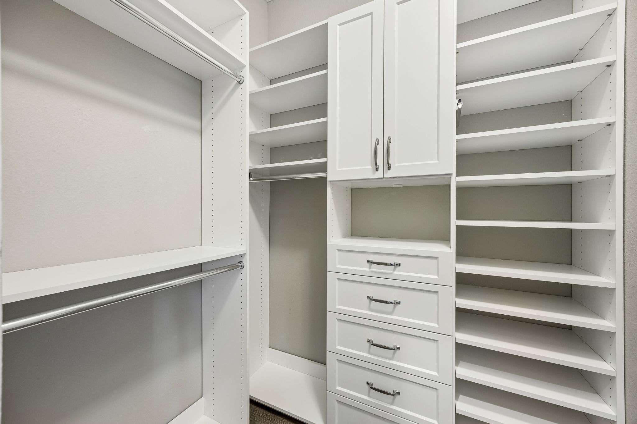 Primary Bedroom Closet