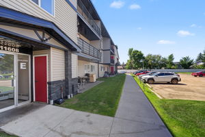  Photo 35