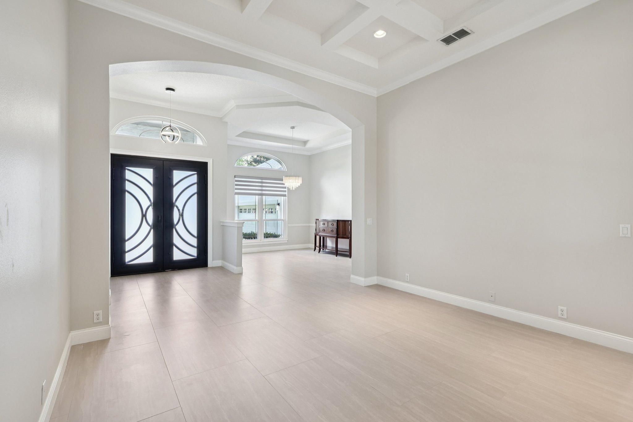 Claymont Cir-L1103-008.jpg