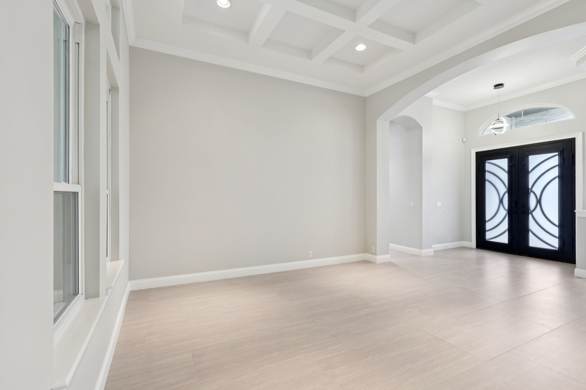 Claymont Cir-L1103-009.jpg