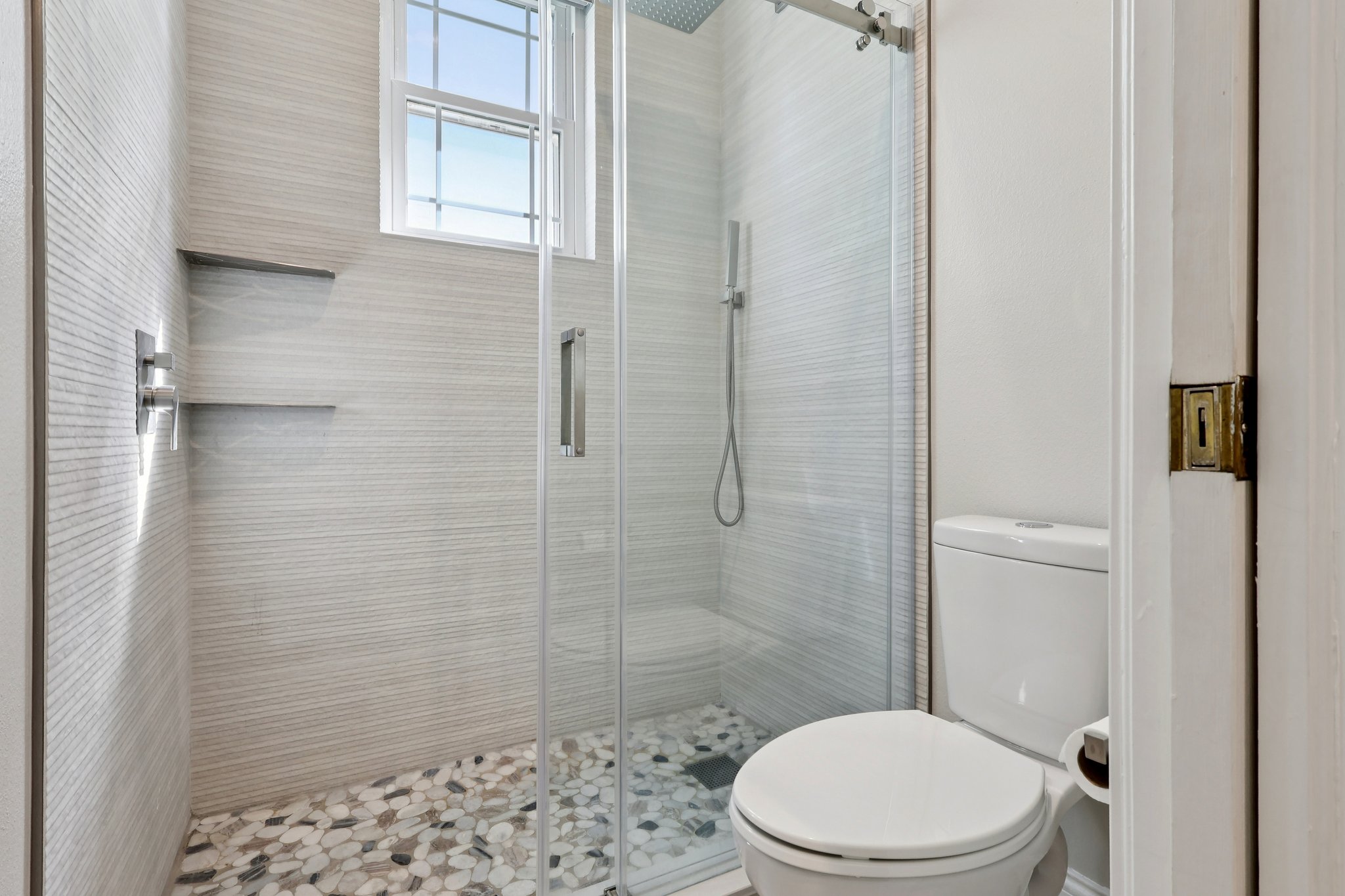 Claymont Cir-L1103-025.jpg