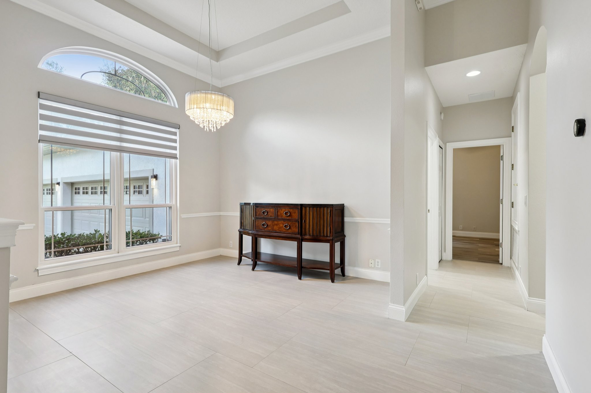 Claymont Cir-L1103-030.jpg