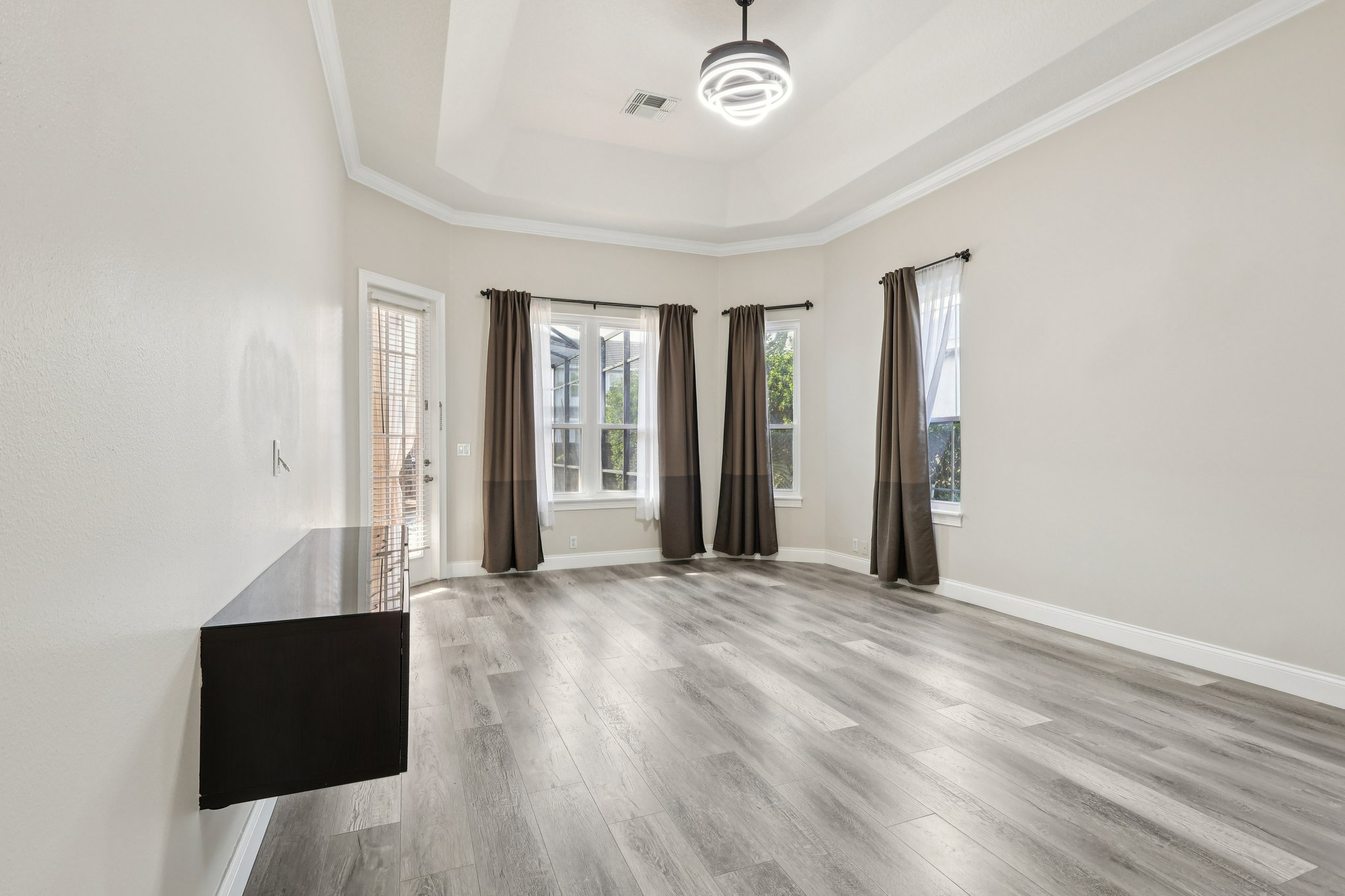 Claymont Cir-L1103-031.jpg