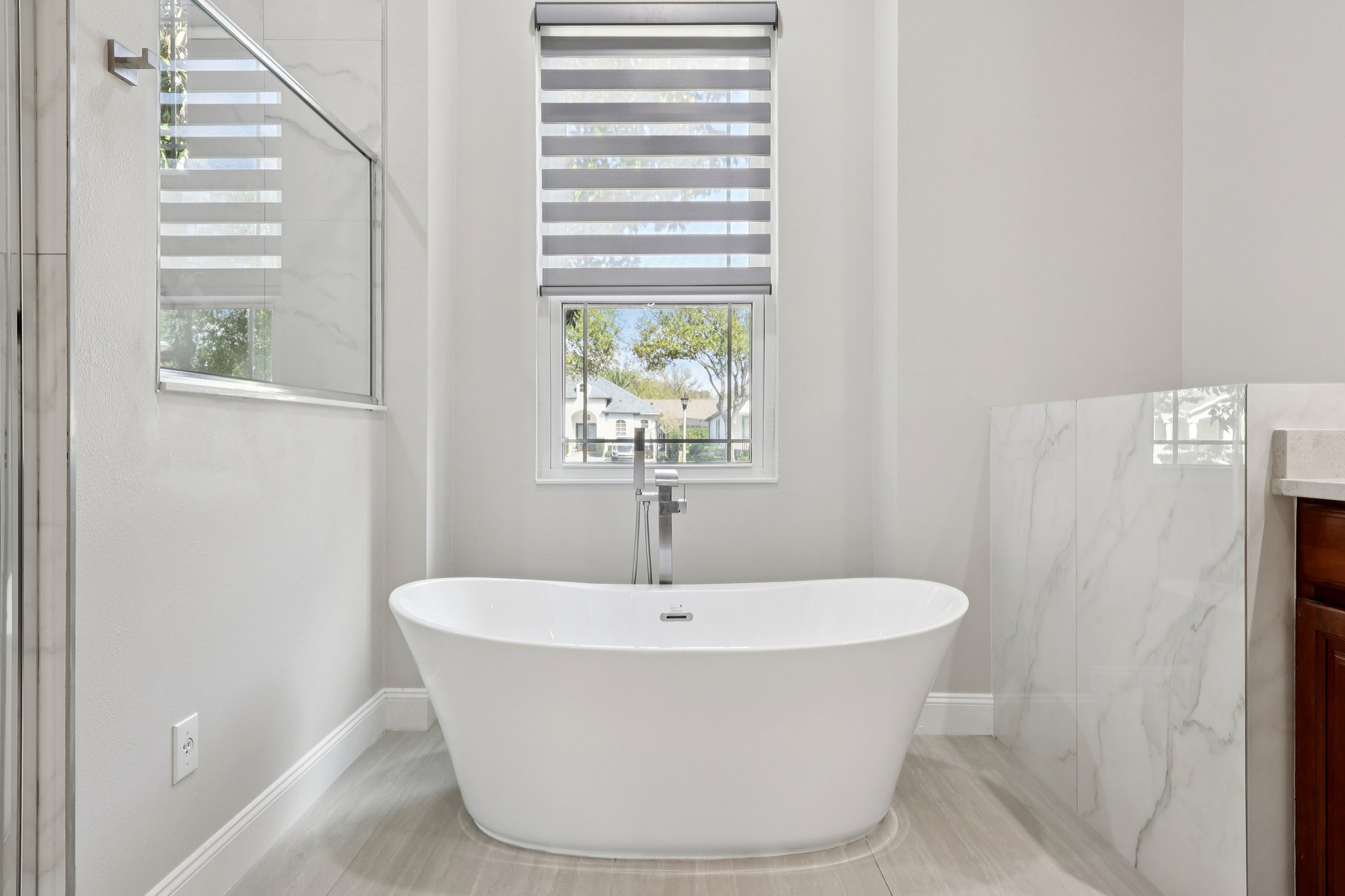 Claymont Cir-L1103-037.jpg