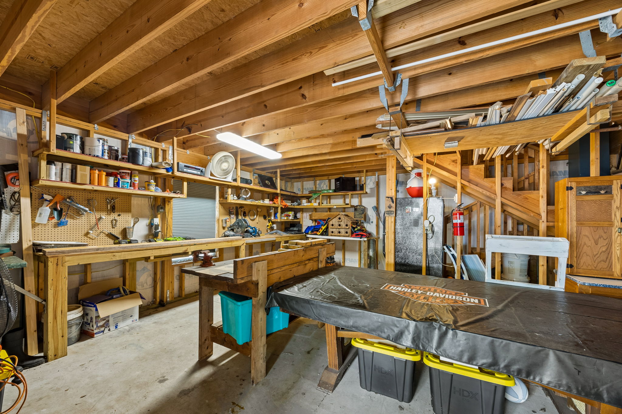 Garage & Carriage House