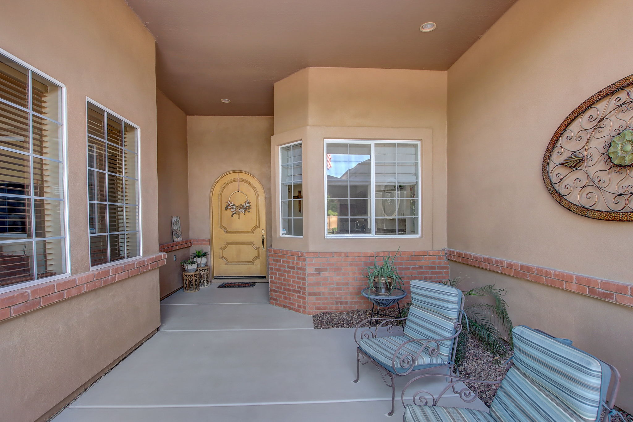 E Hawken Way-006