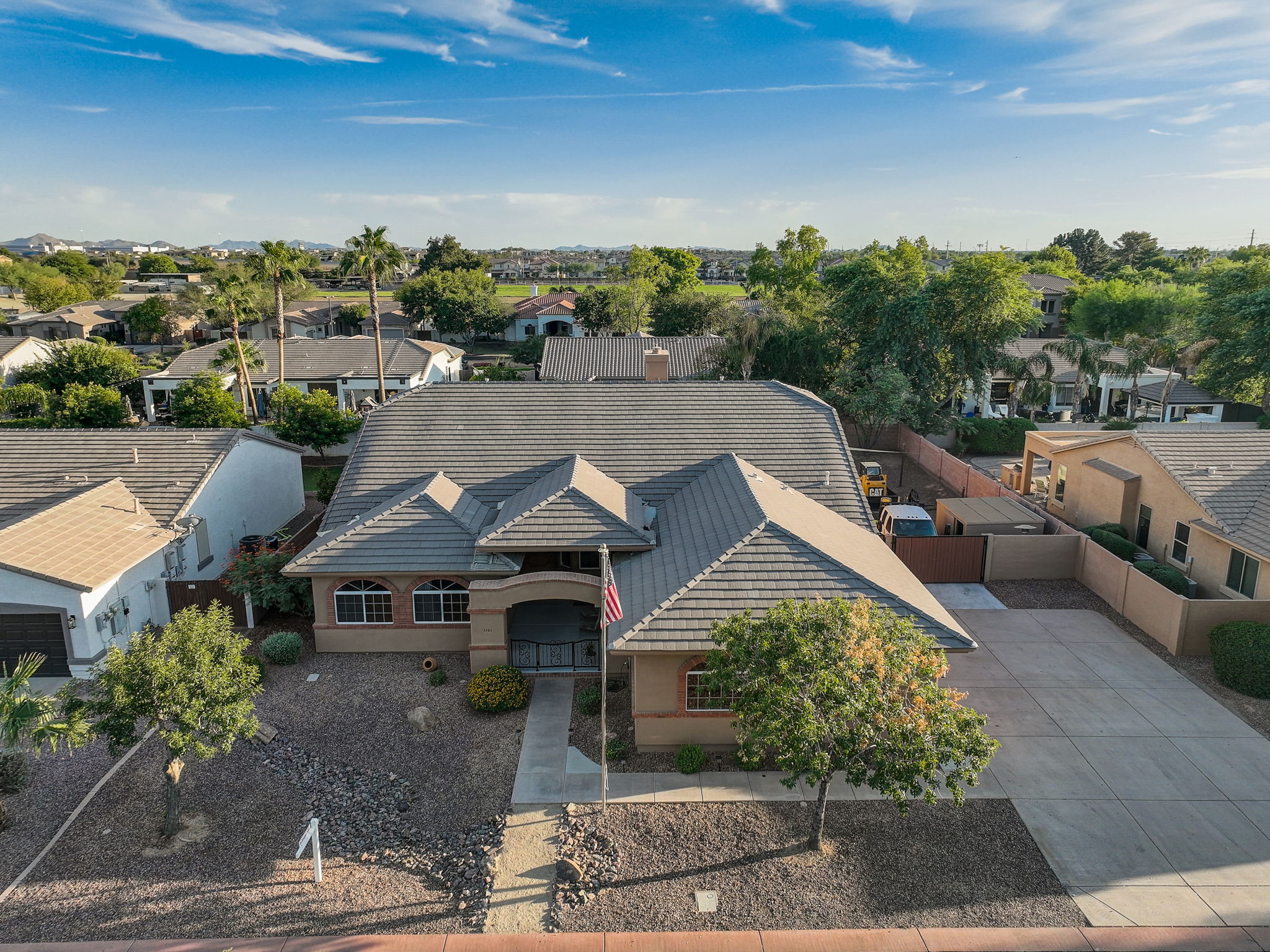 E Hawken Way-054