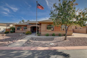 E Hawken Way-003