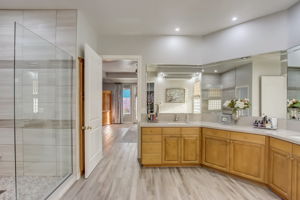 E Hawken Way-043