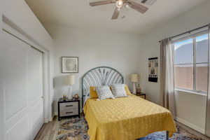 E Hawken Way-029