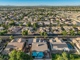 E Hawken Way-061