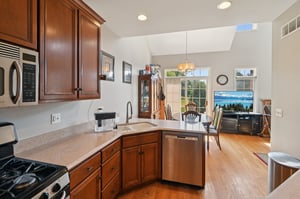 Lisle Pl-S1609-012.jpg