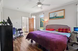Lisle Pl-S1609-025.jpg