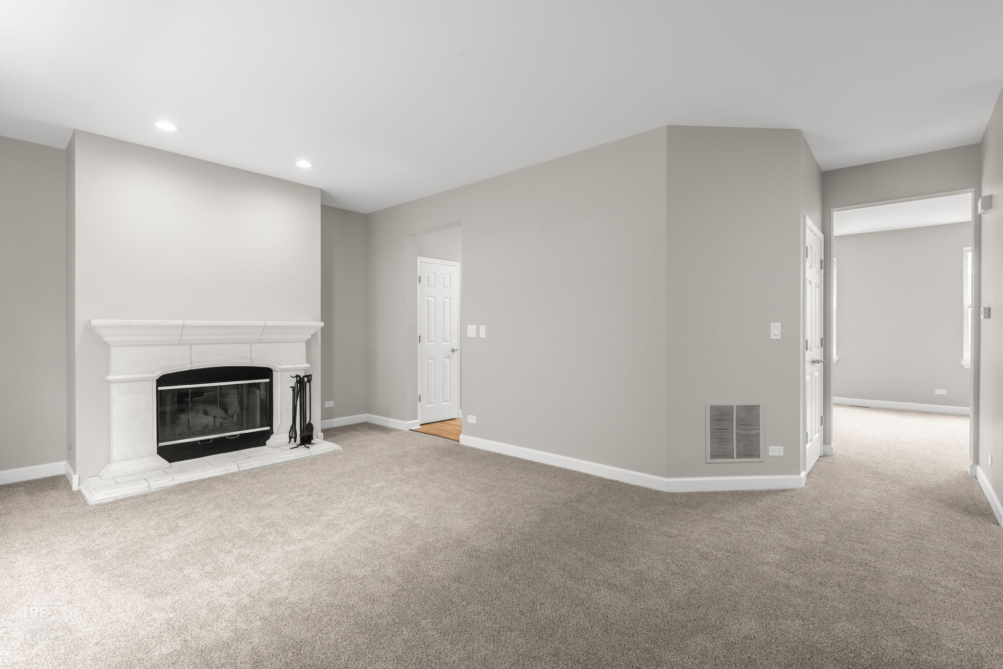 1161 Orangery Ct, Carol Stream, IL 60188_002