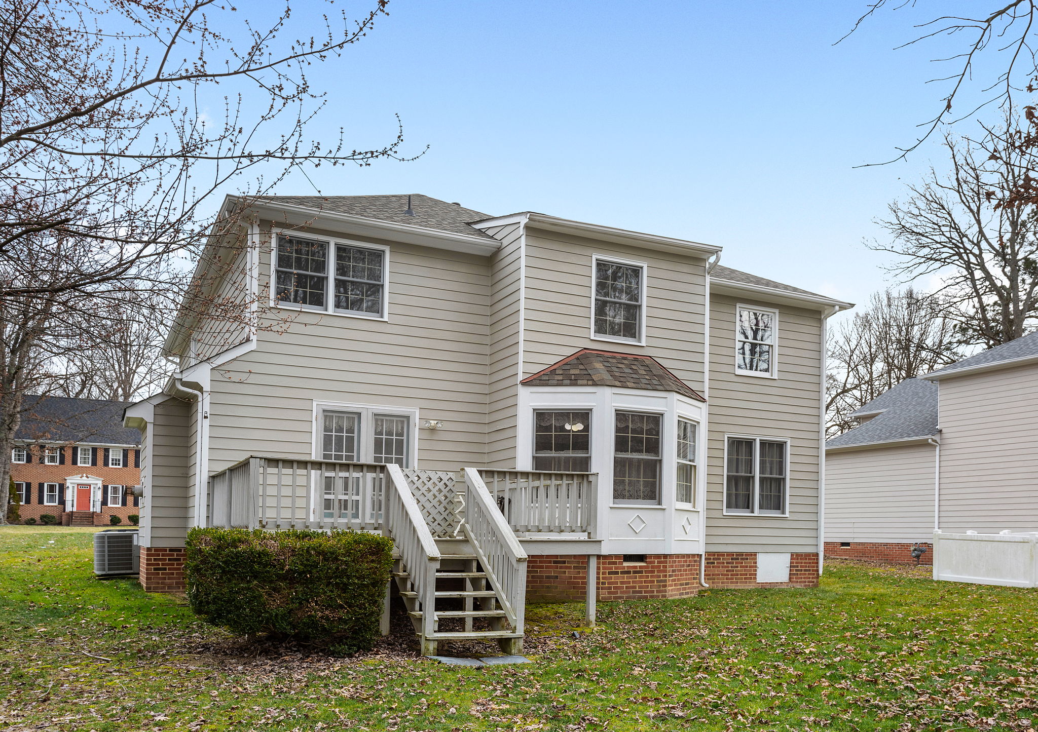 34-Exterior Back