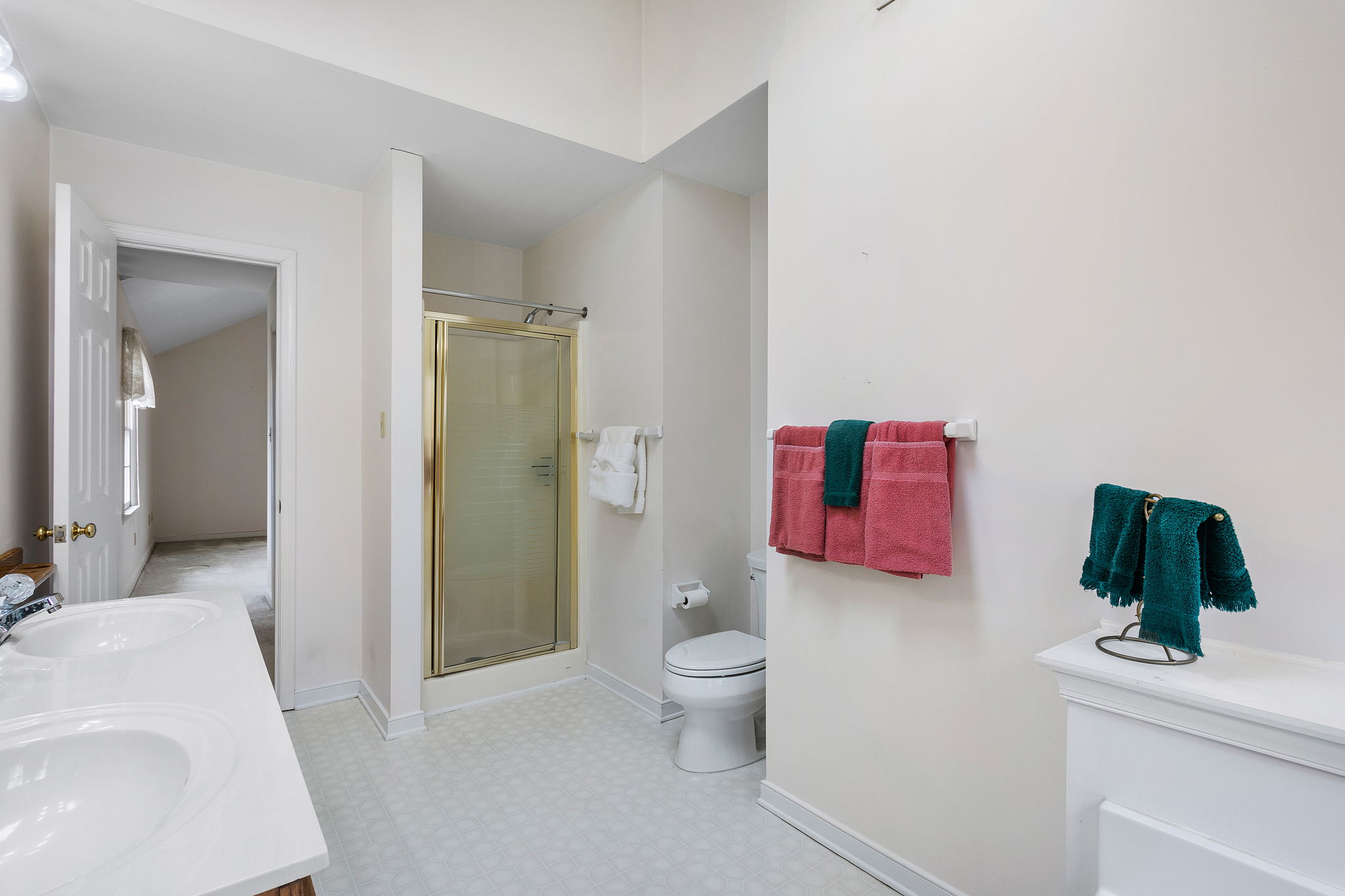 27-Primary Bath