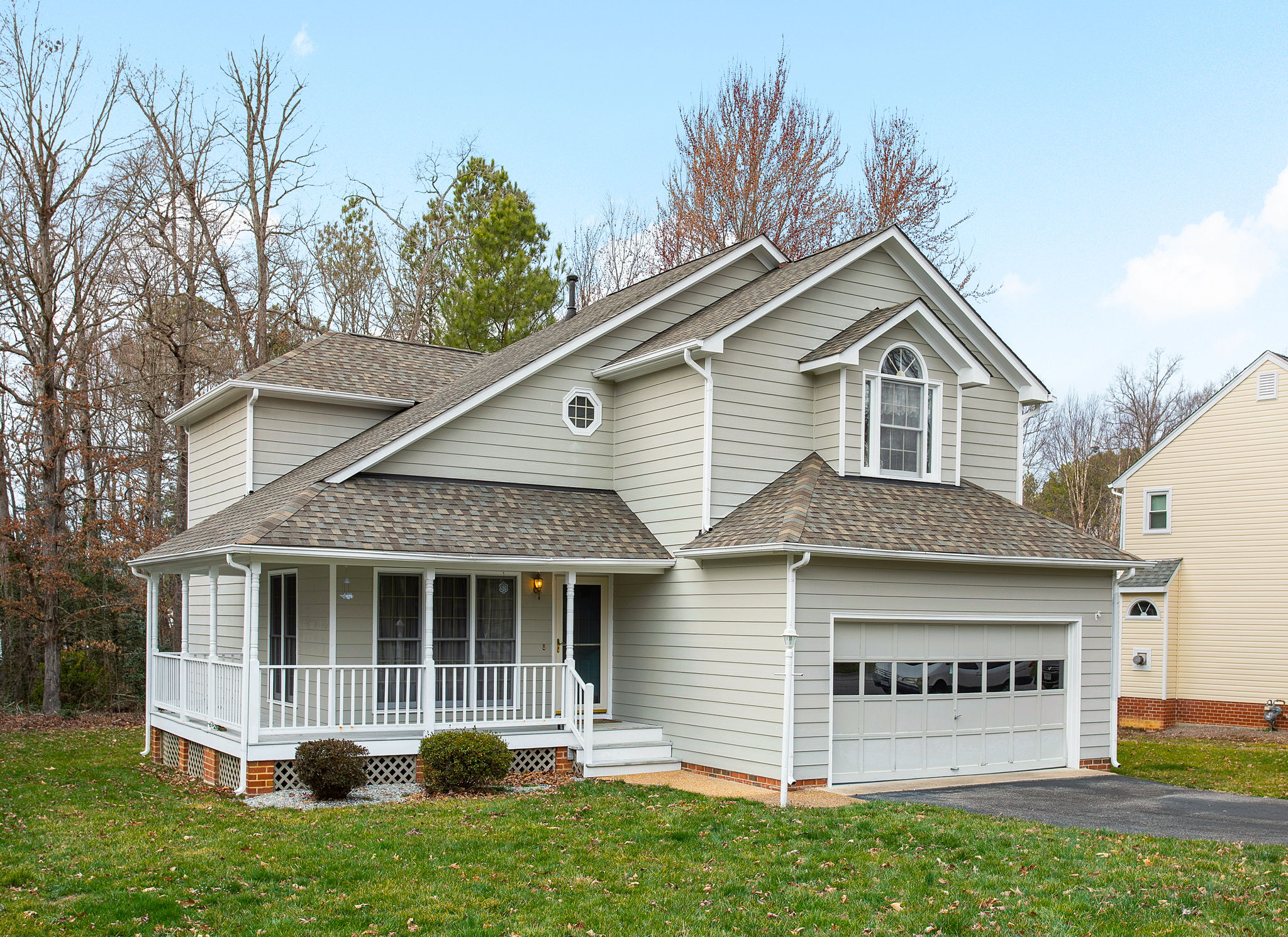 01-Exterior Front