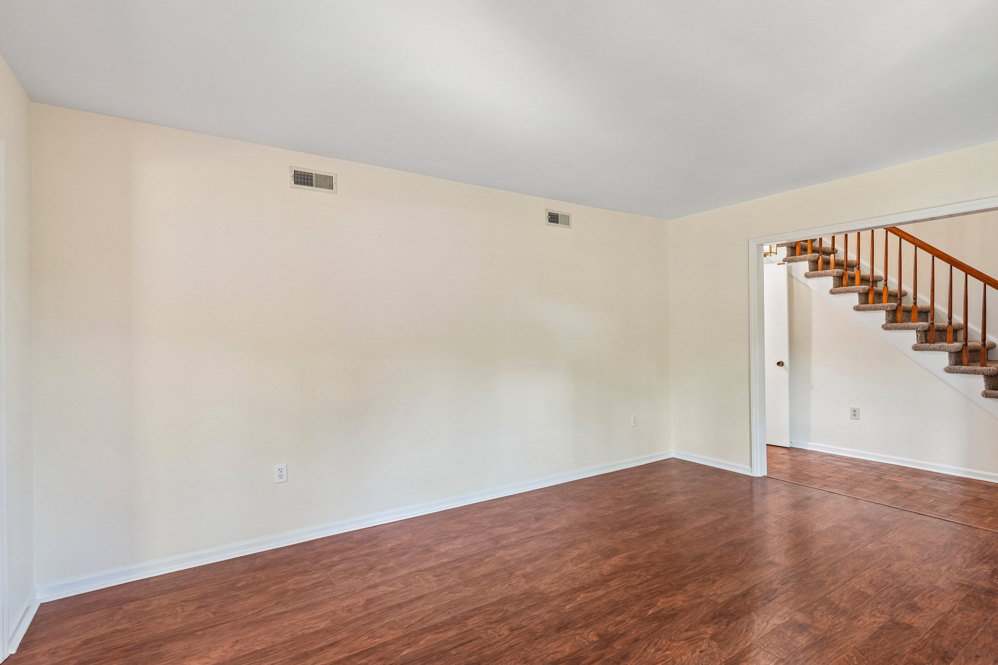 Parks Farm Ln-S0107-016.jpg