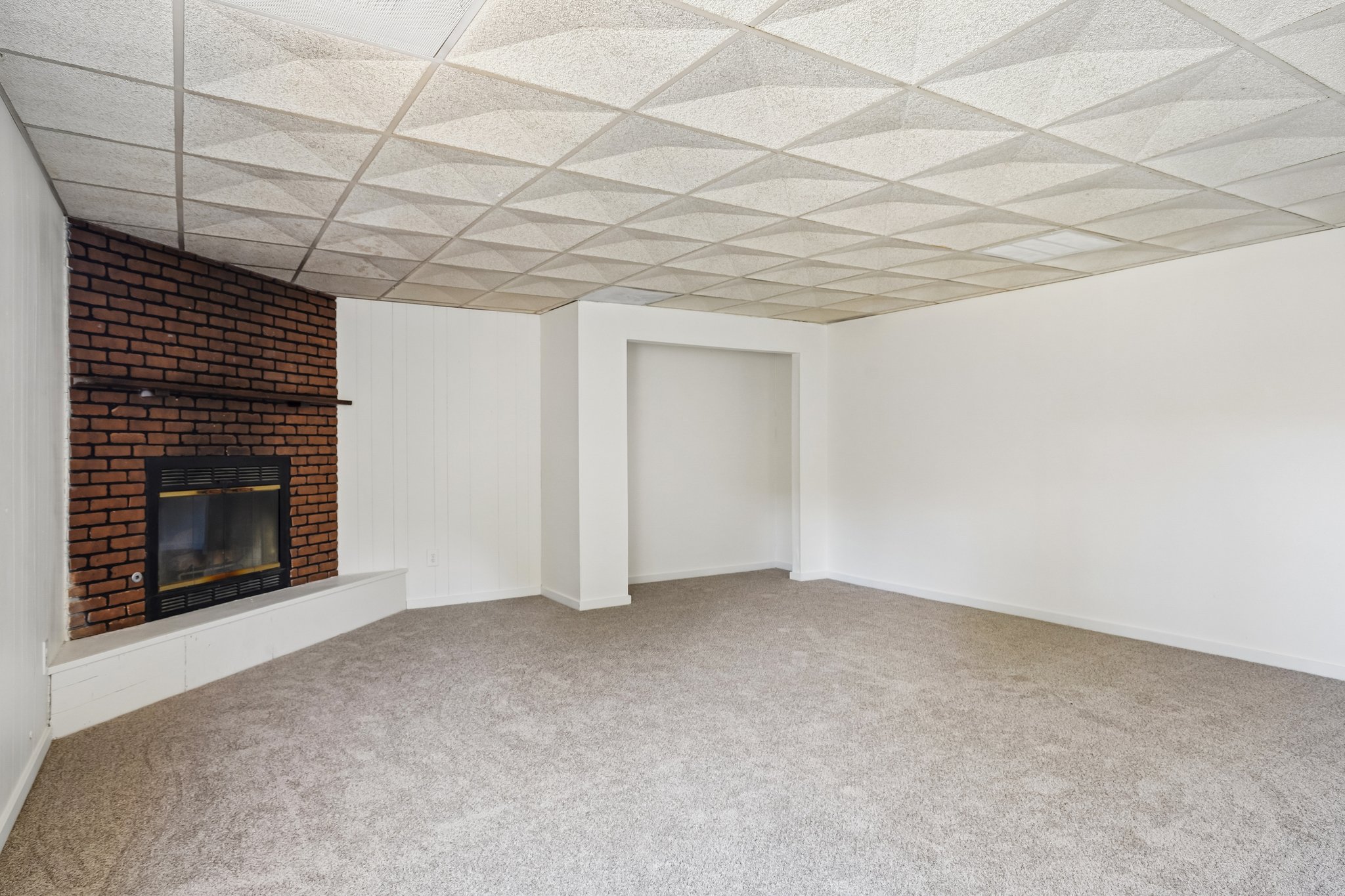 Rosewood Ave-S0107-34.jpg