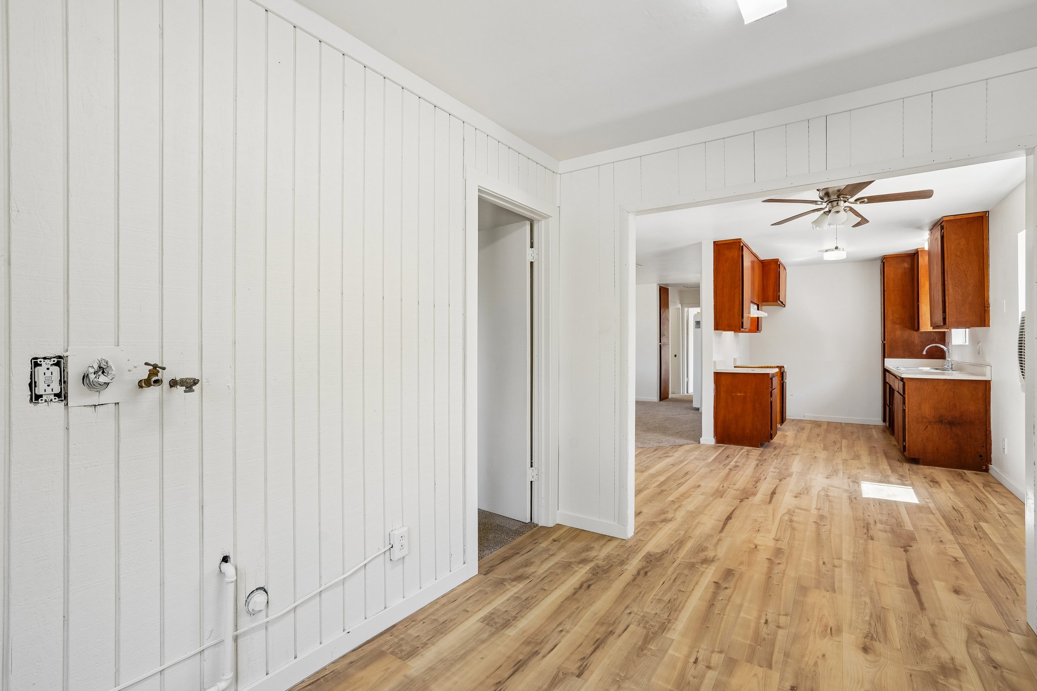 Rosewood Ave-S0107-33.jpg