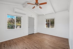 Rosewood Ave-S0107-07.jpg