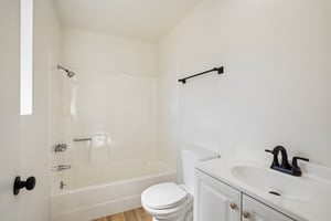 Rosewood Ave-S0107-48.jpg