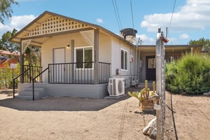 Rosewood Ave-S0107-02.jpg
