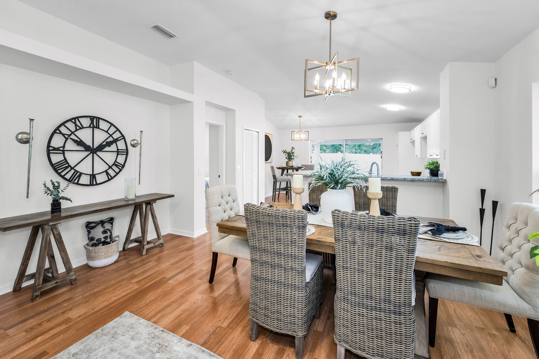 Dining Room2