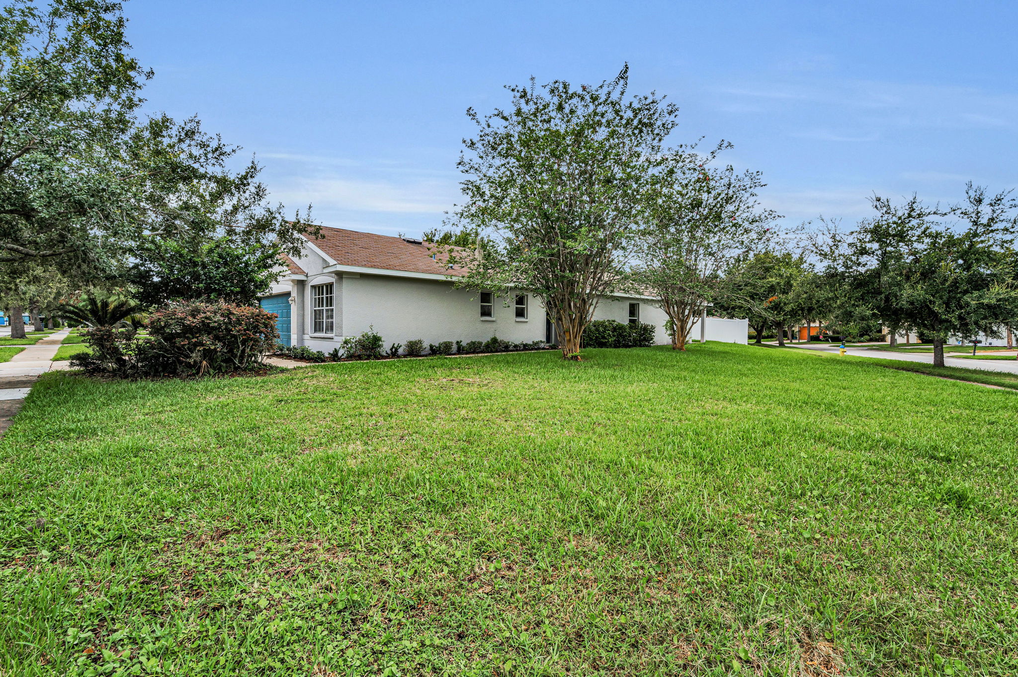 Front Exterior3