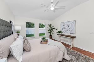 Primary Bedroom1b